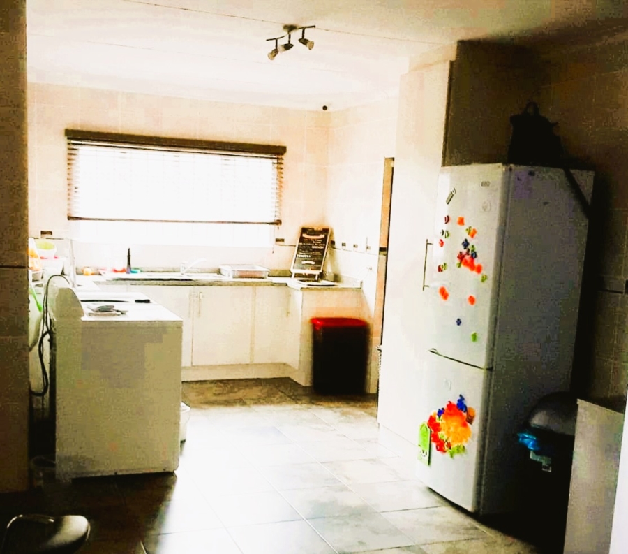 3 Bedroom Property for Sale in Mantevrede Gauteng