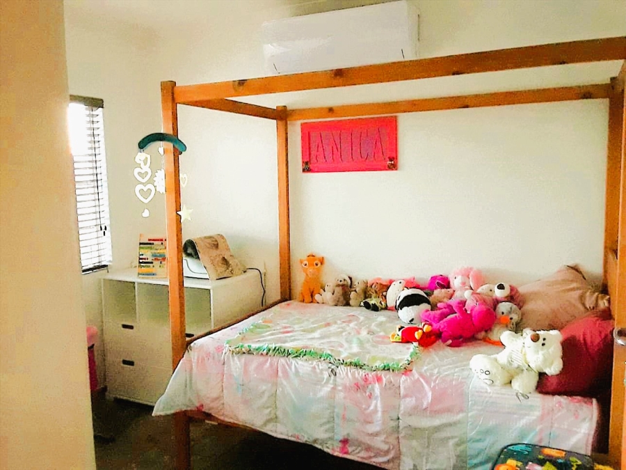 3 Bedroom Property for Sale in Mantevrede Gauteng