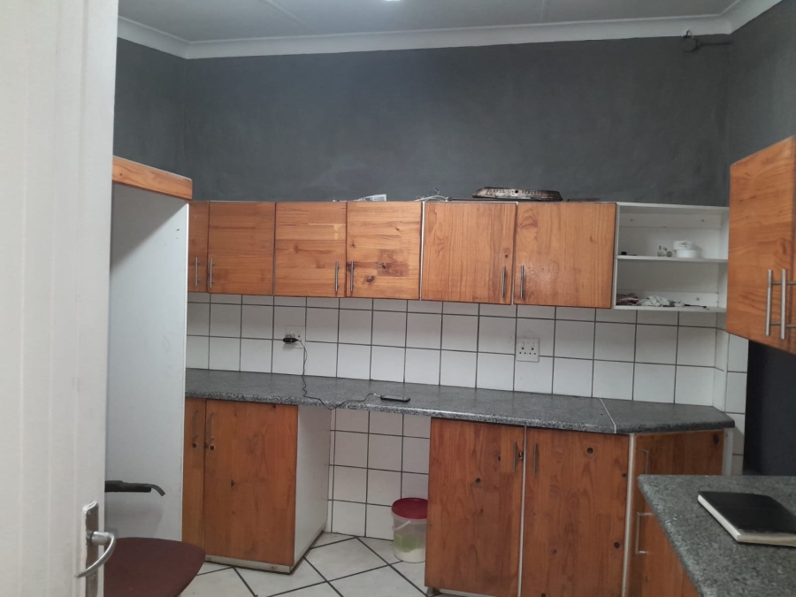 2 Bedroom Property for Sale in Danville Gauteng