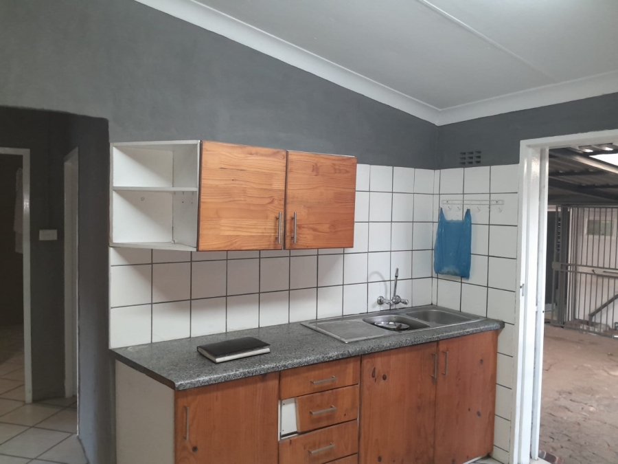 2 Bedroom Property for Sale in Danville Gauteng
