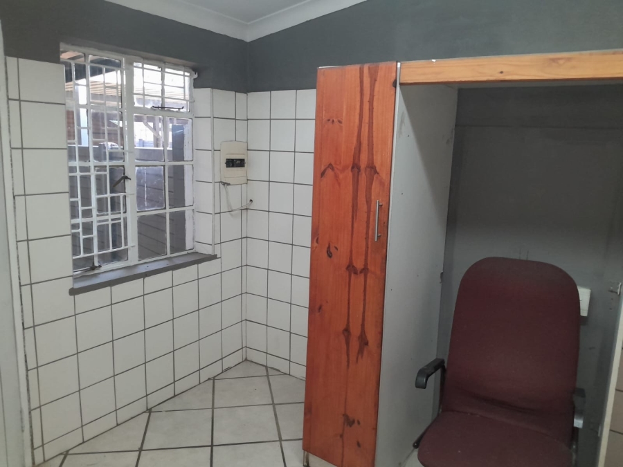 2 Bedroom Property for Sale in Danville Gauteng