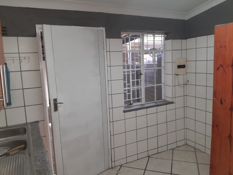 2 Bedroom Property for Sale in Danville Gauteng