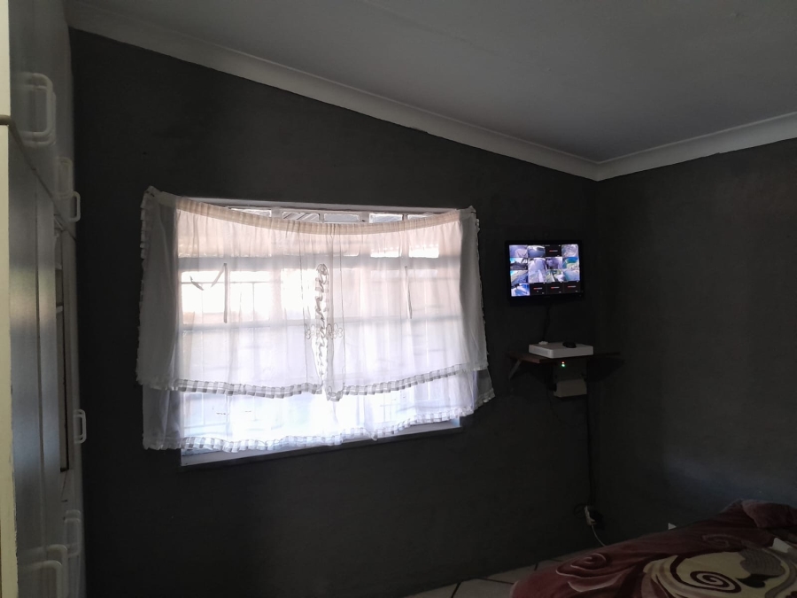 2 Bedroom Property for Sale in Danville Gauteng