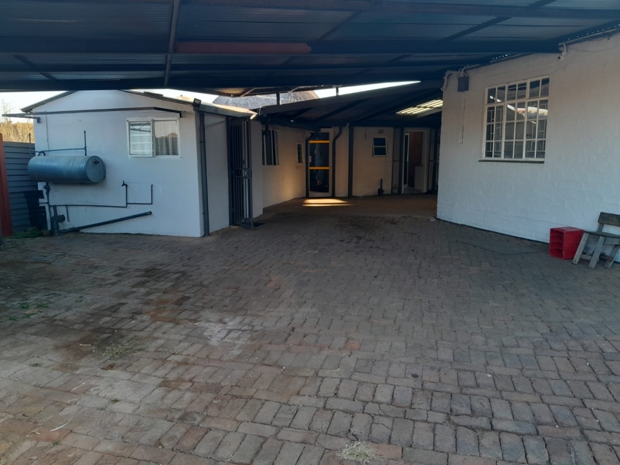 2 Bedroom Property for Sale in Danville Gauteng