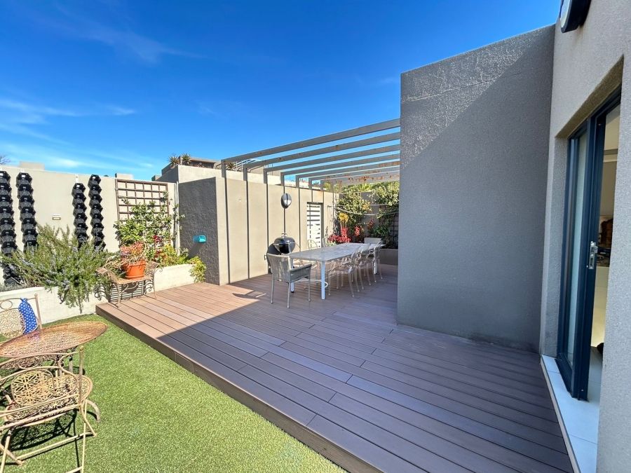 2 Bedroom Property for Sale in Westcliff Gauteng