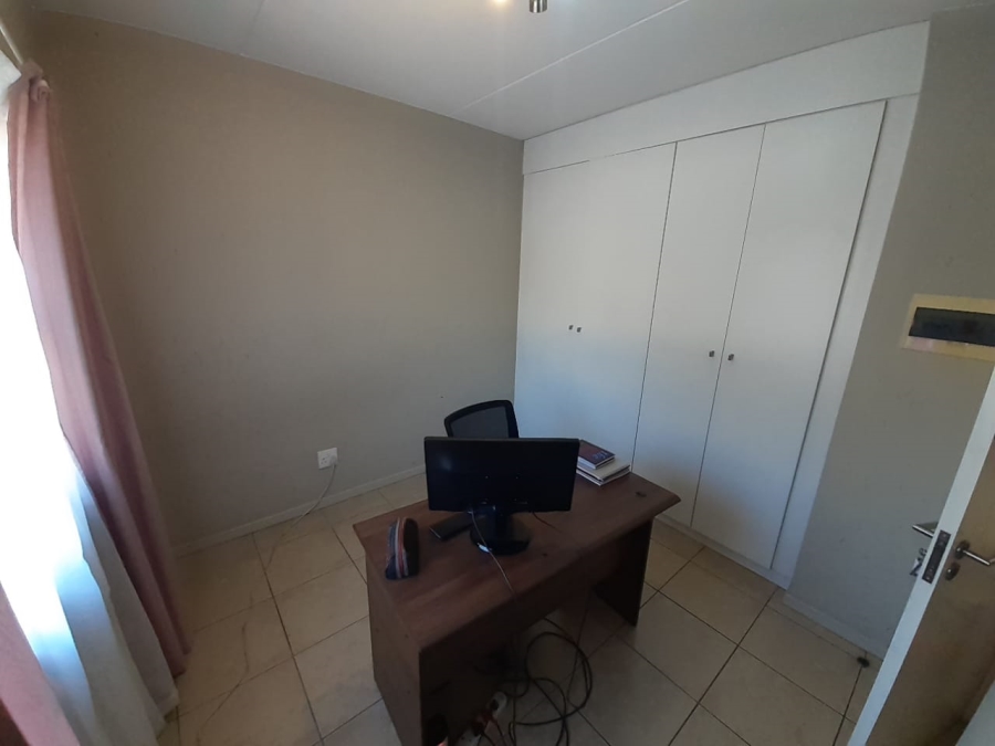 2 Bedroom Property for Sale in Ferndale Gauteng