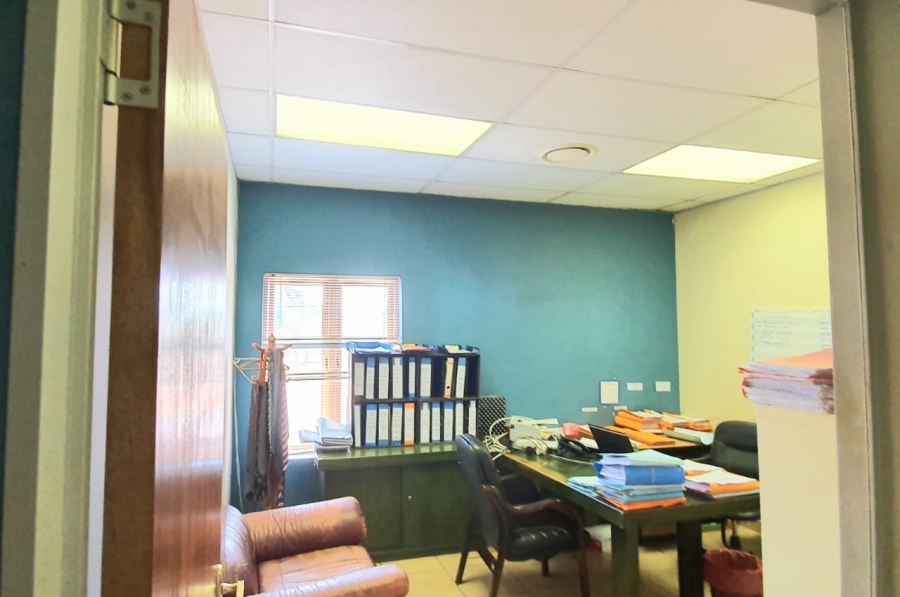 To Let commercial Property for Rent in Clubview Gauteng