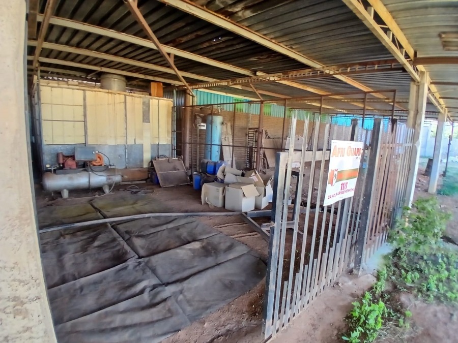 Commercial Property for Sale in Valley Settlements A H Gauteng
