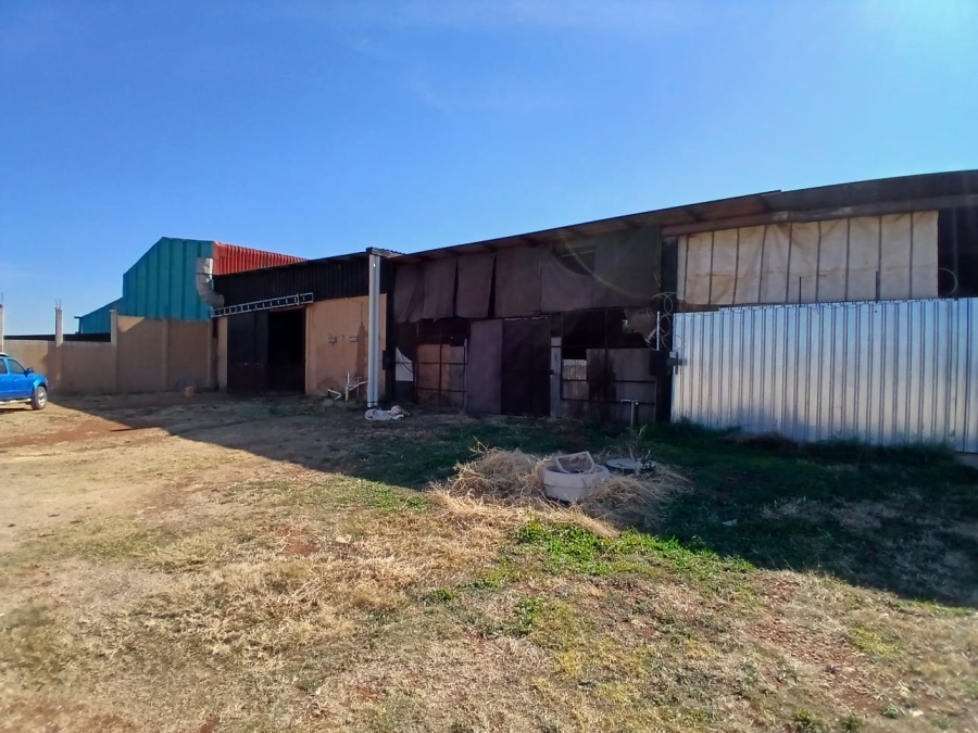 Commercial Property for Sale in Valley Settlements A H Gauteng