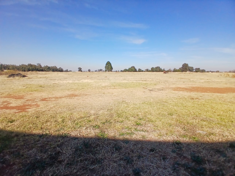 Commercial Property for Sale in Valley Settlements A H Gauteng