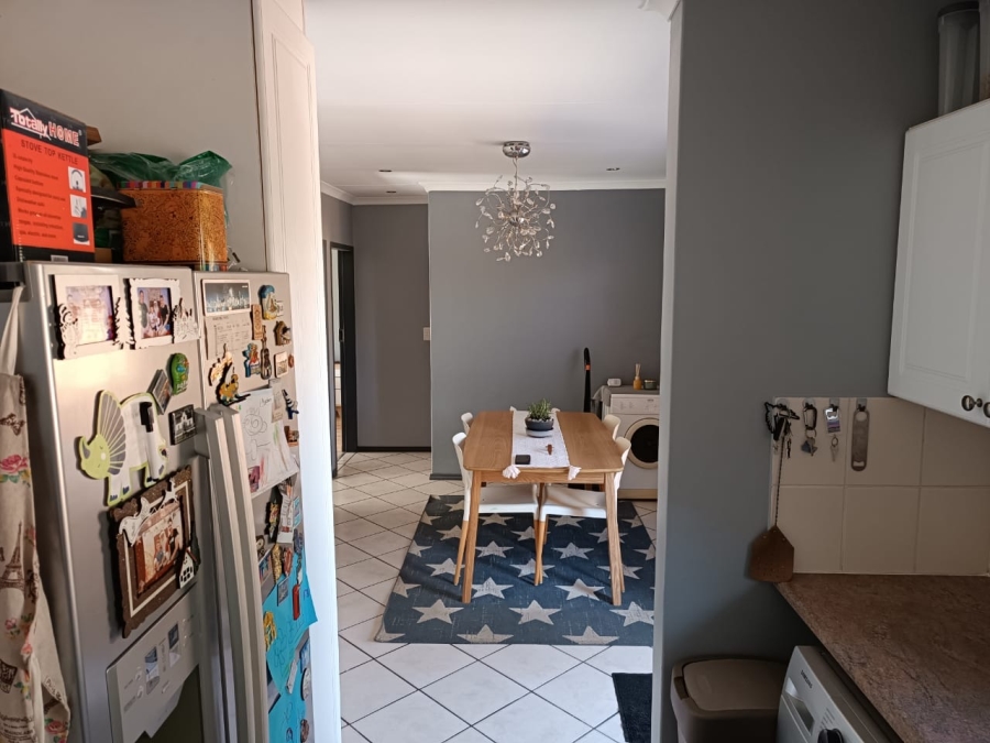 2 Bedroom Property for Sale in Highveld Gauteng