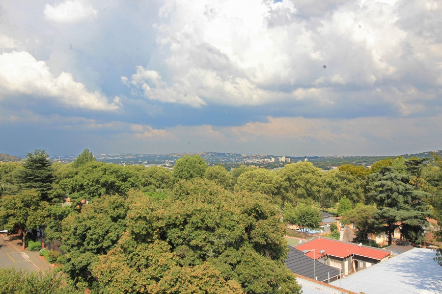 16 Bedroom Property for Sale in Observatory Gauteng