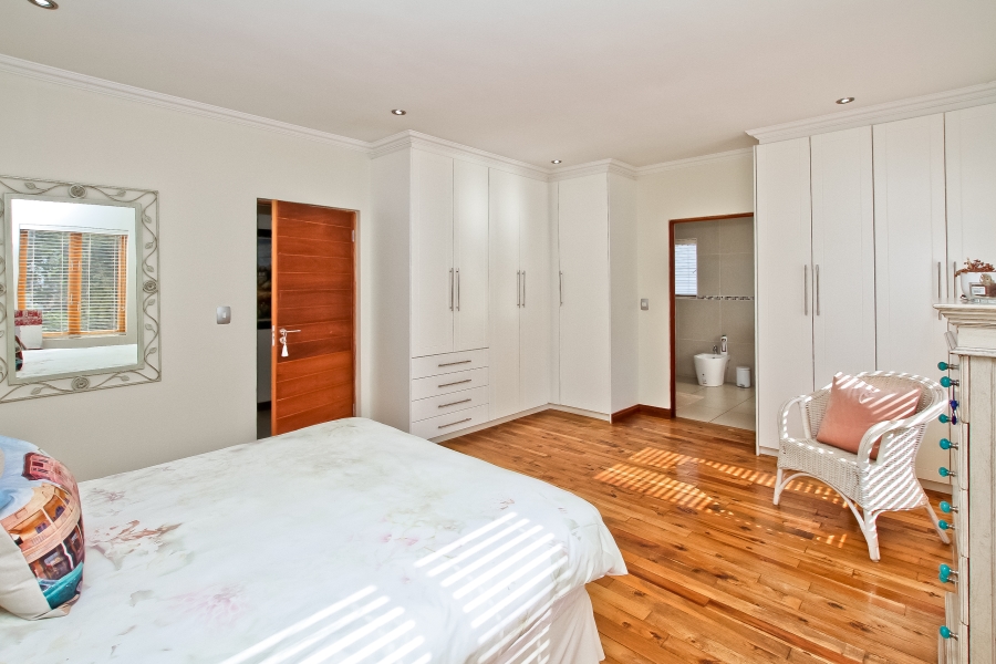 3 Bedroom Property for Sale in Bryanston Gauteng