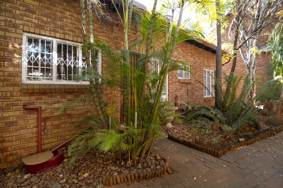3 Bedroom Property for Sale in La Montagne Gauteng