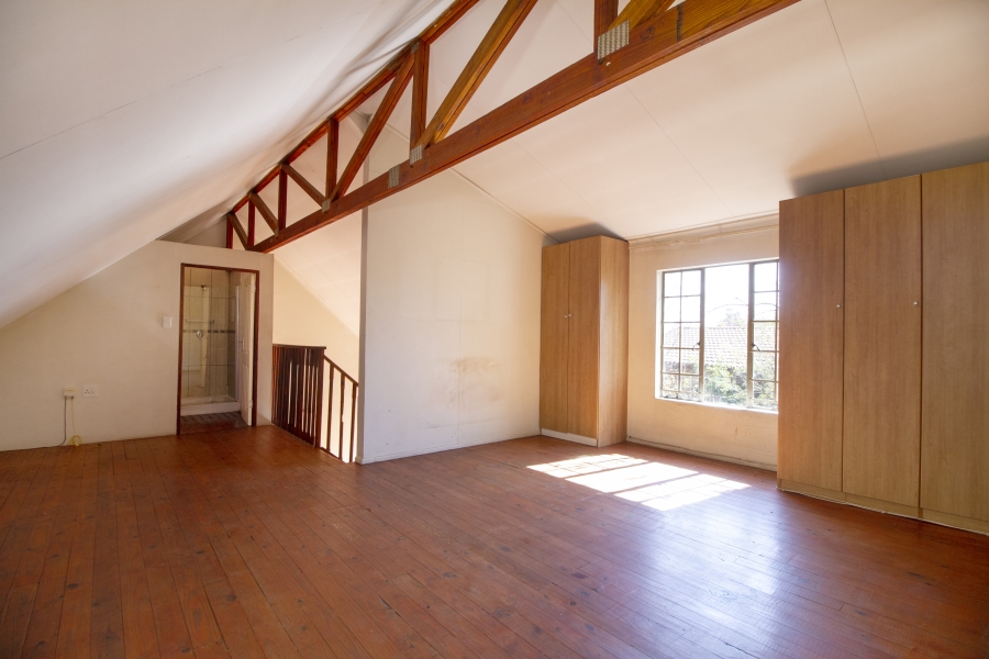3 Bedroom Property for Sale in La Montagne Gauteng