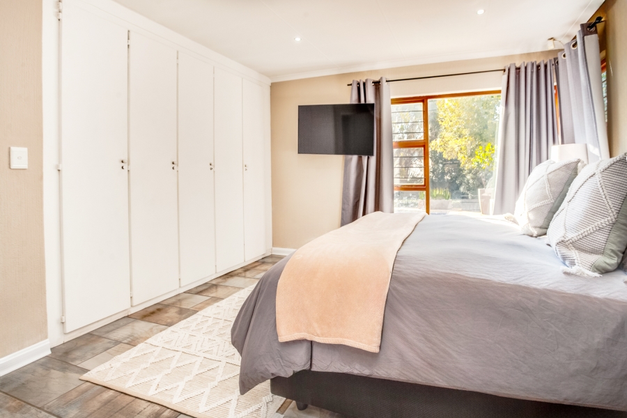 3 Bedroom Property for Sale in Lonehill Gauteng