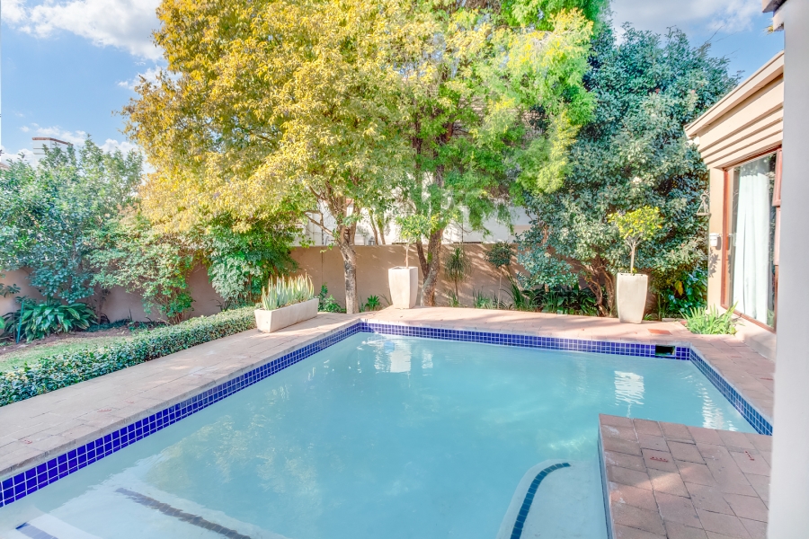 3 Bedroom Property for Sale in Lonehill Gauteng