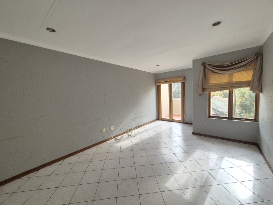 To Let 2 Bedroom Property for Rent in Buurendal Gauteng