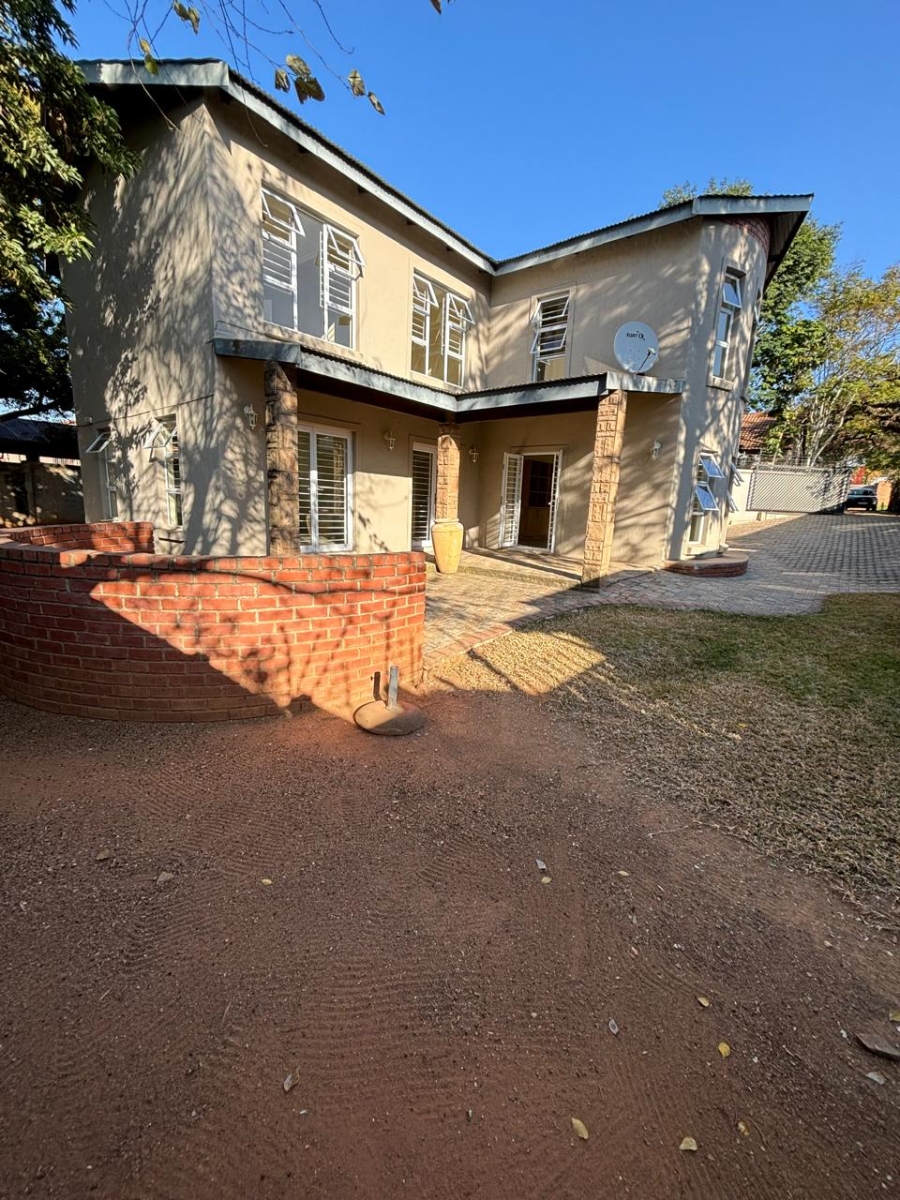 To Let 4 Bedroom Property for Rent in Menlo Park Gauteng