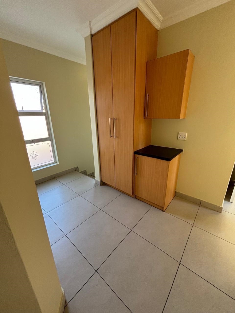 To Let 4 Bedroom Property for Rent in Menlo Park Gauteng