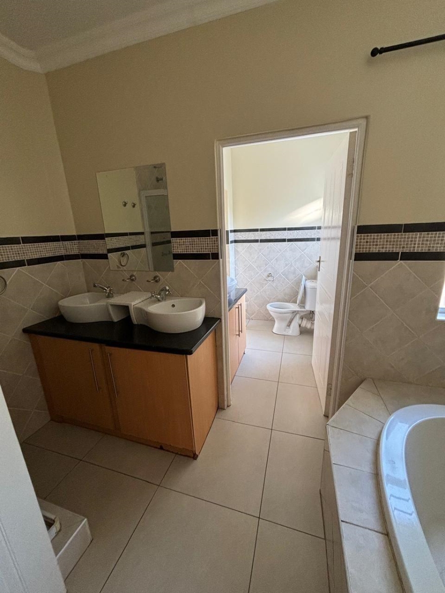To Let 4 Bedroom Property for Rent in Menlo Park Gauteng