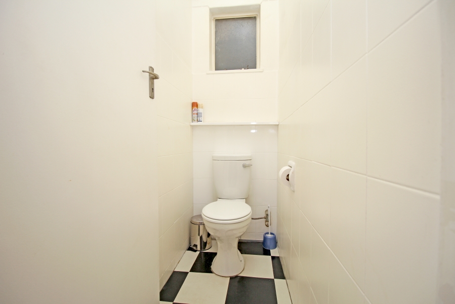 1 Bedroom Property for Sale in Illovo Gauteng
