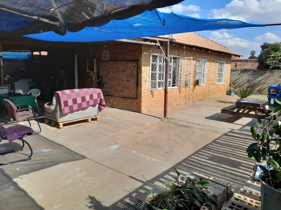 3 Bedroom Property for Sale in Elandspoort Gauteng