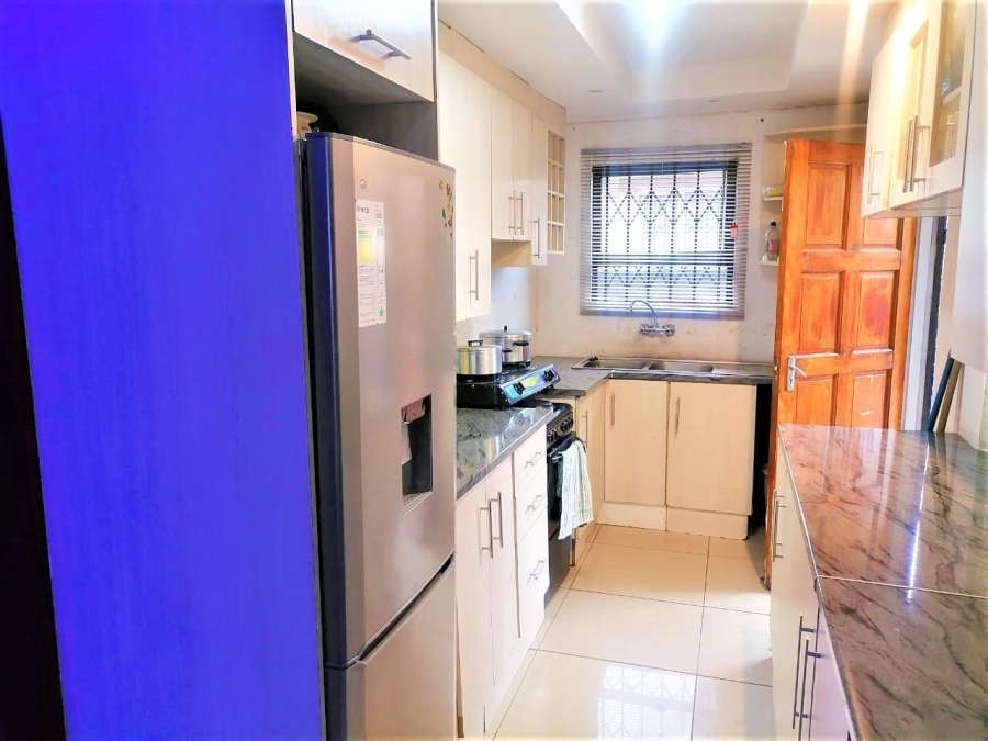 3 Bedroom Property for Sale in Crystal Park Gauteng