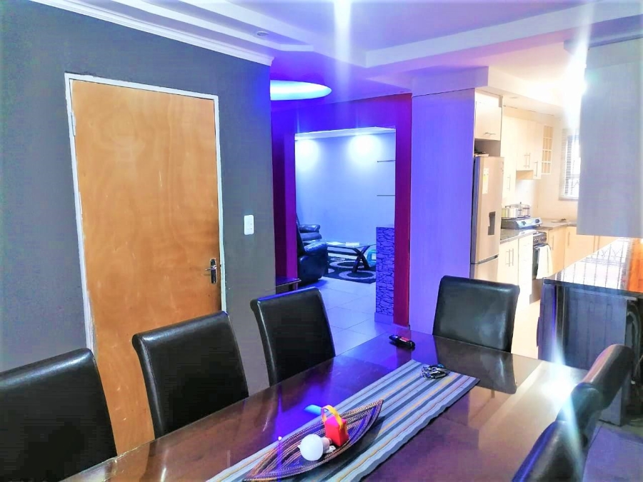 3 Bedroom Property for Sale in Crystal Park Gauteng