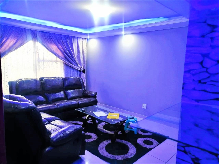 3 Bedroom Property for Sale in Crystal Park Gauteng