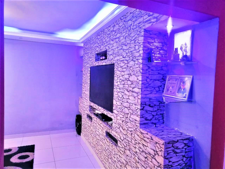 3 Bedroom Property for Sale in Crystal Park Gauteng