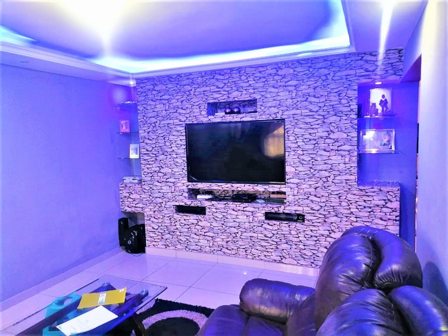 3 Bedroom Property for Sale in Crystal Park Gauteng