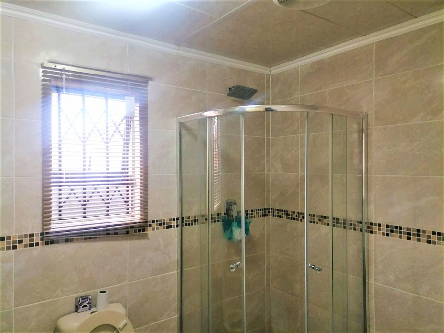 3 Bedroom Property for Sale in Crystal Park Gauteng