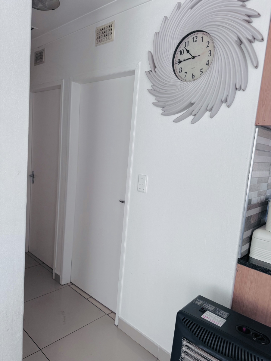 3 Bedroom Property for Sale in Clayville Gauteng