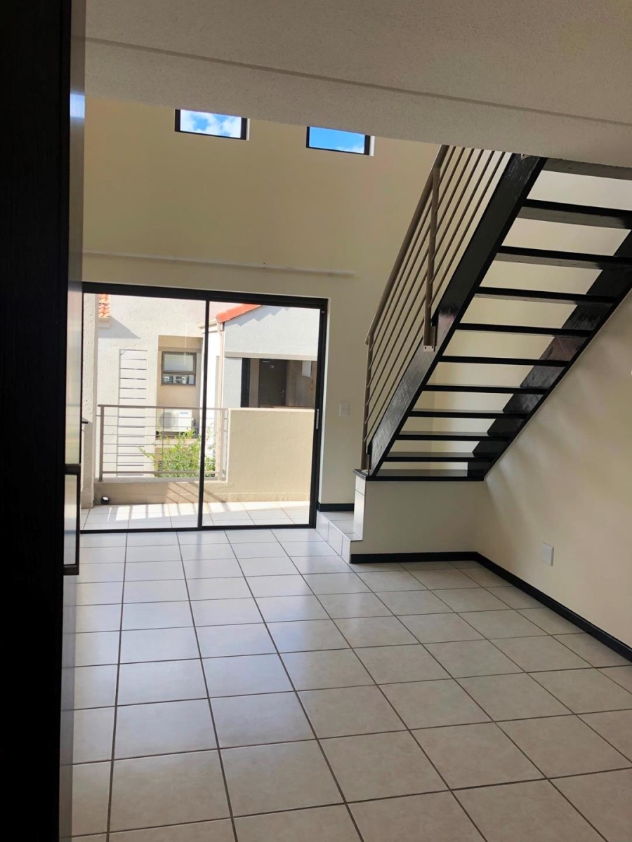 To Let 1 Bedroom Property for Rent in Bryanston Gauteng