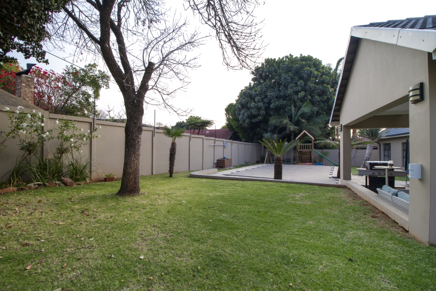 5 Bedroom Property for Sale in Wingate Park Gauteng