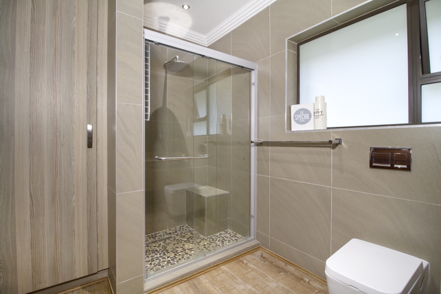5 Bedroom Property for Sale in Wingate Park Gauteng