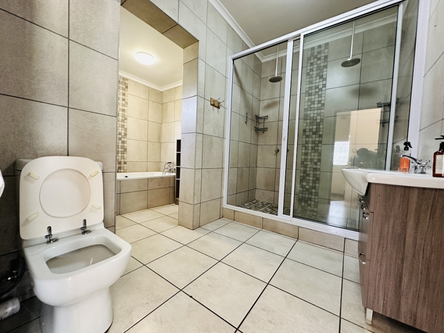 4 Bedroom Property for Sale in Albemarle Gauteng
