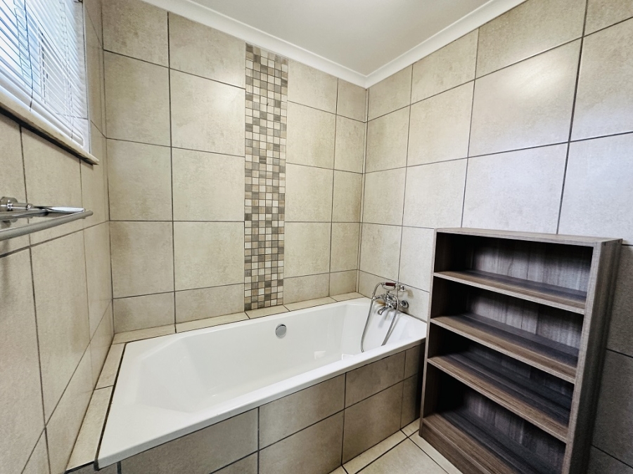 4 Bedroom Property for Sale in Albemarle Gauteng