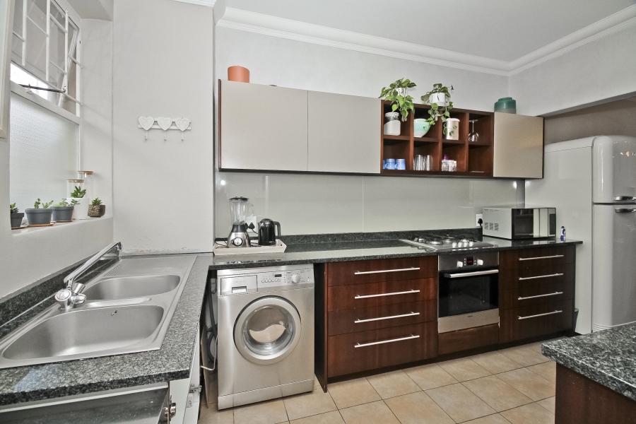 2 Bedroom Property for Sale in Illovo Gauteng