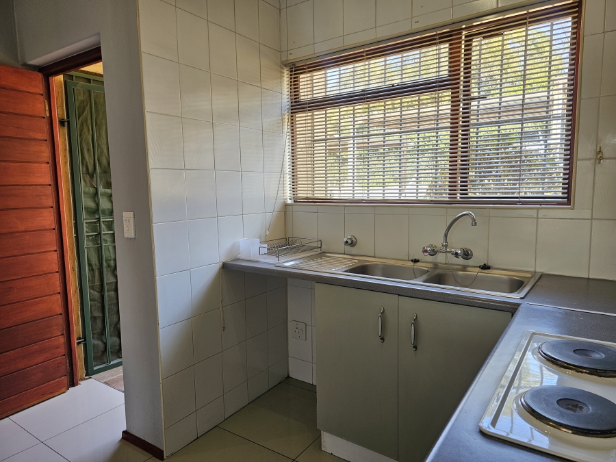To Let 1 Bedroom Property for Rent in President Ridge Gauteng