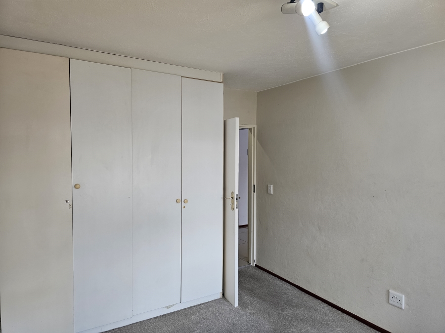 To Let 1 Bedroom Property for Rent in President Ridge Gauteng