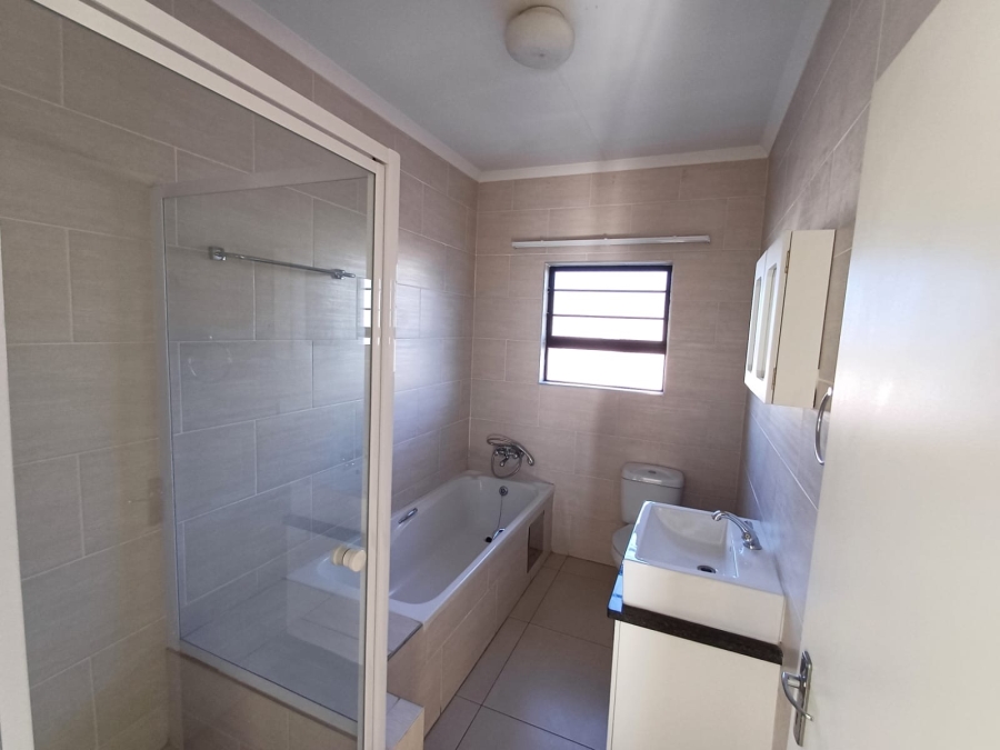 To Let 2 Bedroom Property for Rent in Meyersdal Gauteng