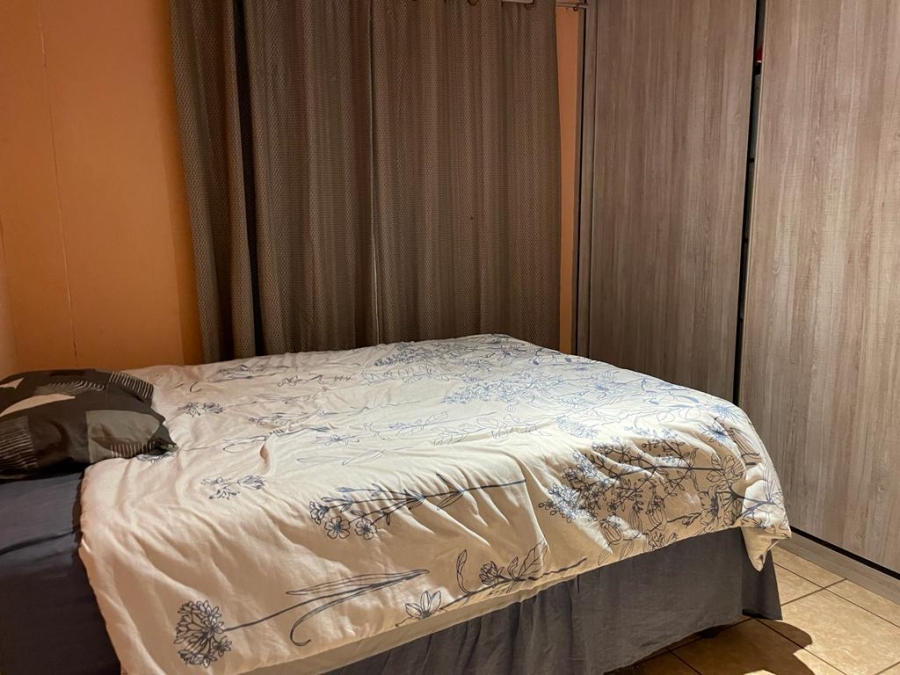3 Bedroom Property for Sale in Protea Glen Gauteng