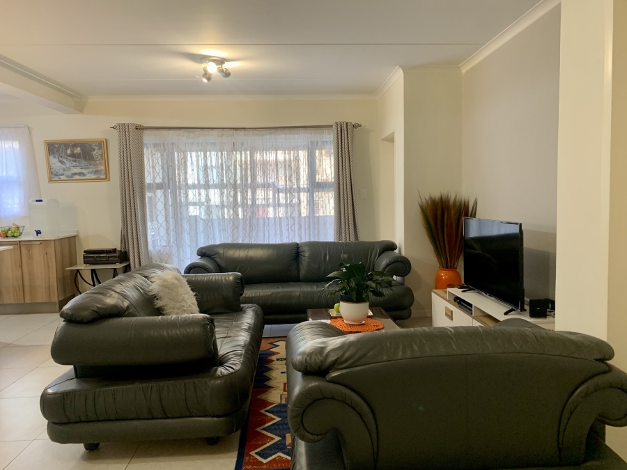 3 Bedroom Property for Sale in Linbro Park Gauteng