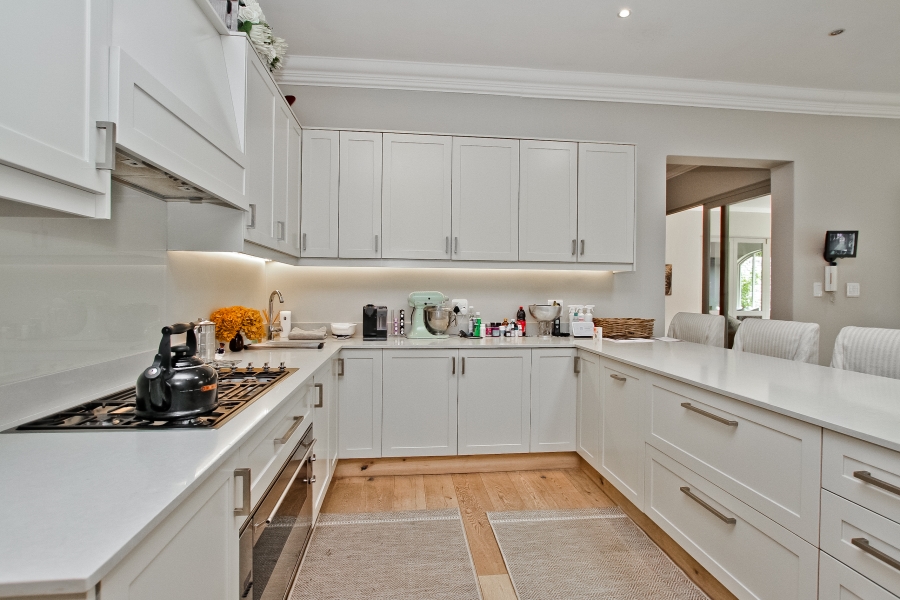 3 Bedroom Property for Sale in Illovo Gauteng