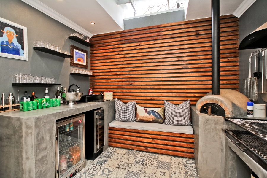 3 Bedroom Property for Sale in Illovo Gauteng