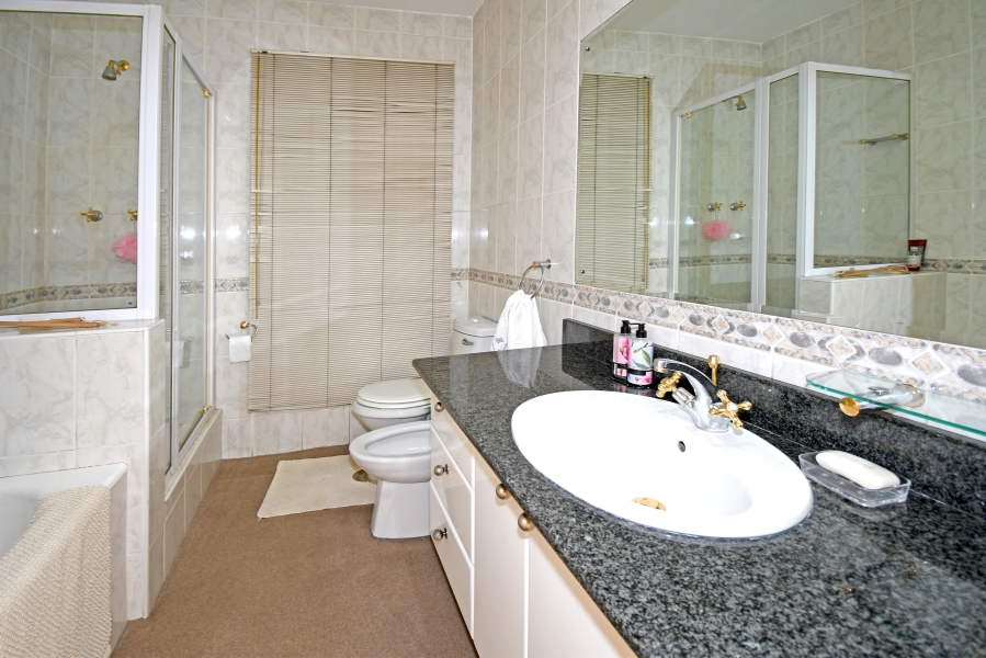 2 Bedroom Property for Sale in Killarney Gauteng