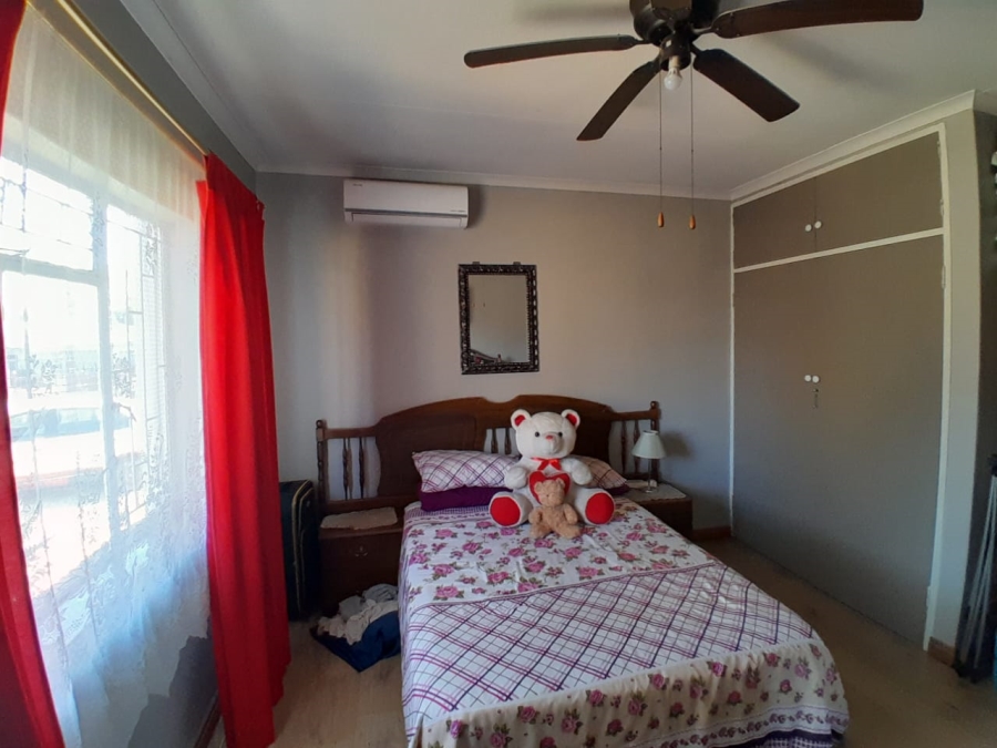 3 Bedroom Property for Sale in West Park Gauteng