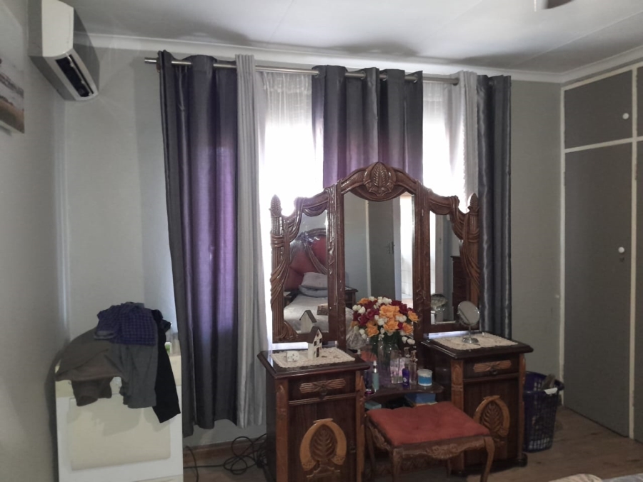 3 Bedroom Property for Sale in West Park Gauteng